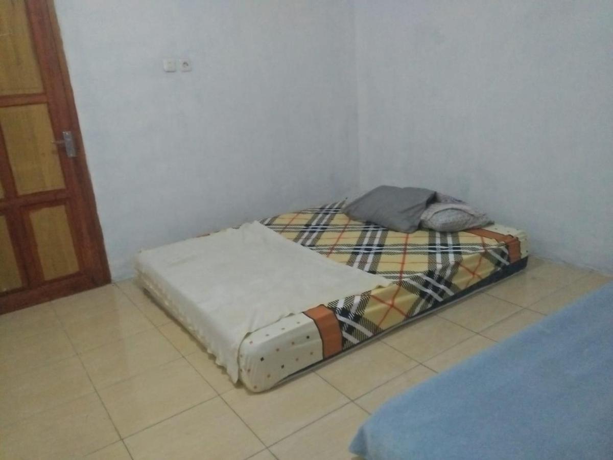 Sugi House Toraja - Villa Penginapan Sewa Harian Rantepao Zewnętrze zdjęcie